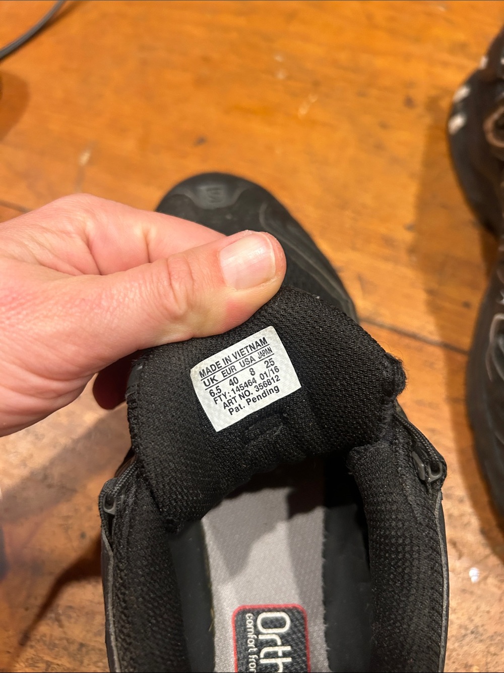 Salomon Black Men's XA Pro 3D Trail Sneakers - Picture 2 of 5
